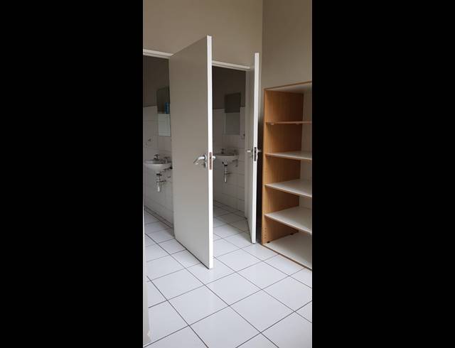 189M² BUSINESS FOR SALE IN CAPE TOWN CITY CENTRE